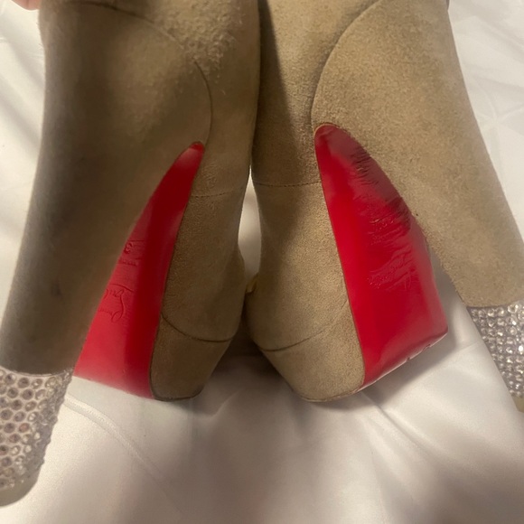 Christian Louboutin Filter 140 crystal-embellished suede pumps - Picture 8 of 16